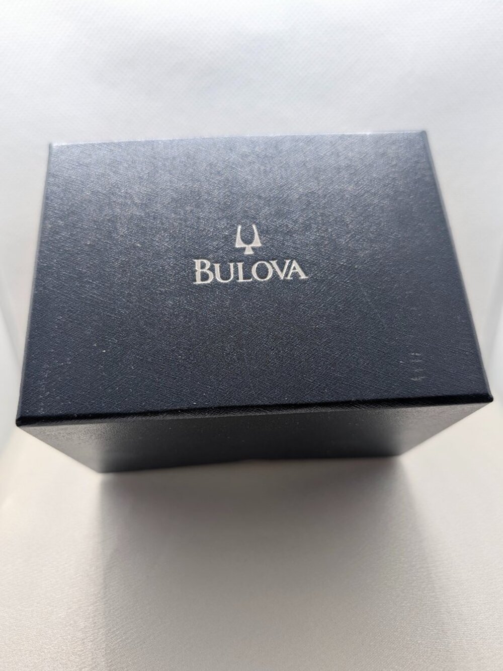 NEW Gentleman's Bulova Watch - Picture 10 of 13